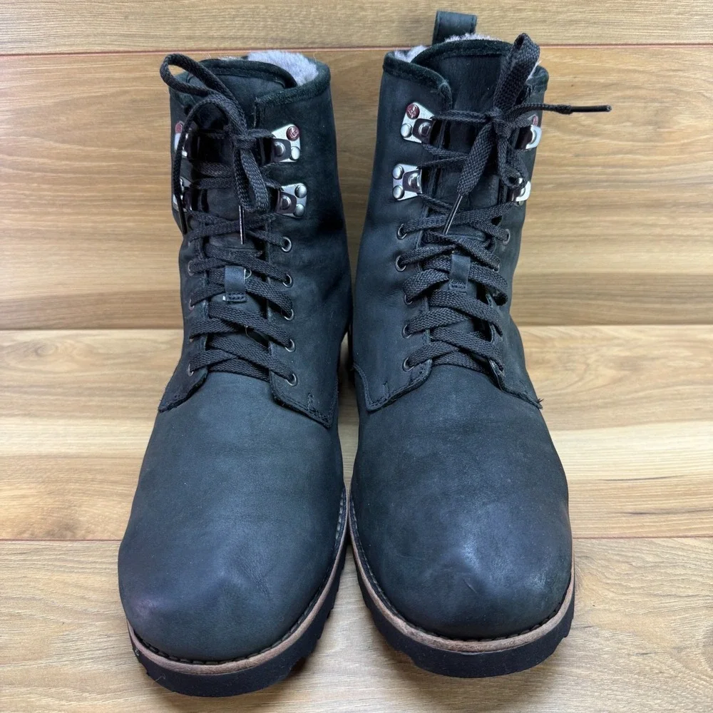 UGG Hannen Boots Mens 9.5 Black Nubuck Waterproof Lace Up Shearling Fur Lined